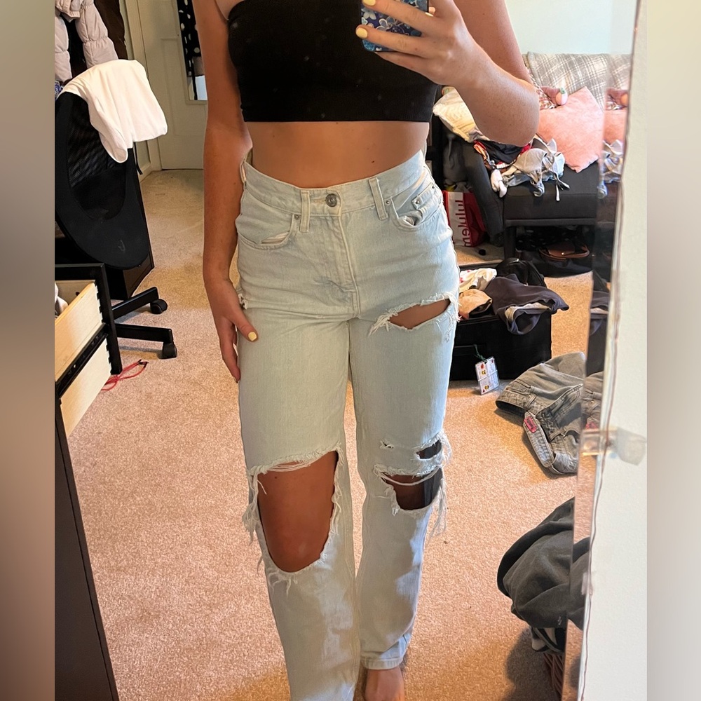BDG Urban Outfitters ripped high rise jeans